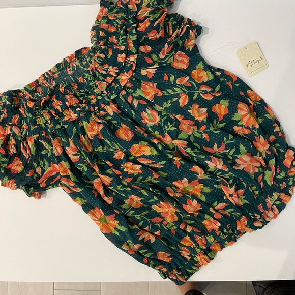 Free People Floral Print Blouse Size XS Green garden floral print off shoulder - Picture 3 of 10